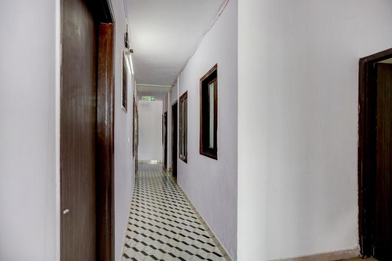 Hotel O Blissbourn นิวเดลี ภายนอก รูปภาพ